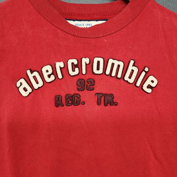 Abercrombie Shirt Boys Medium Red Spell Out Graphic 92 Vintage Style Casual Tee - Picture 3 of 9